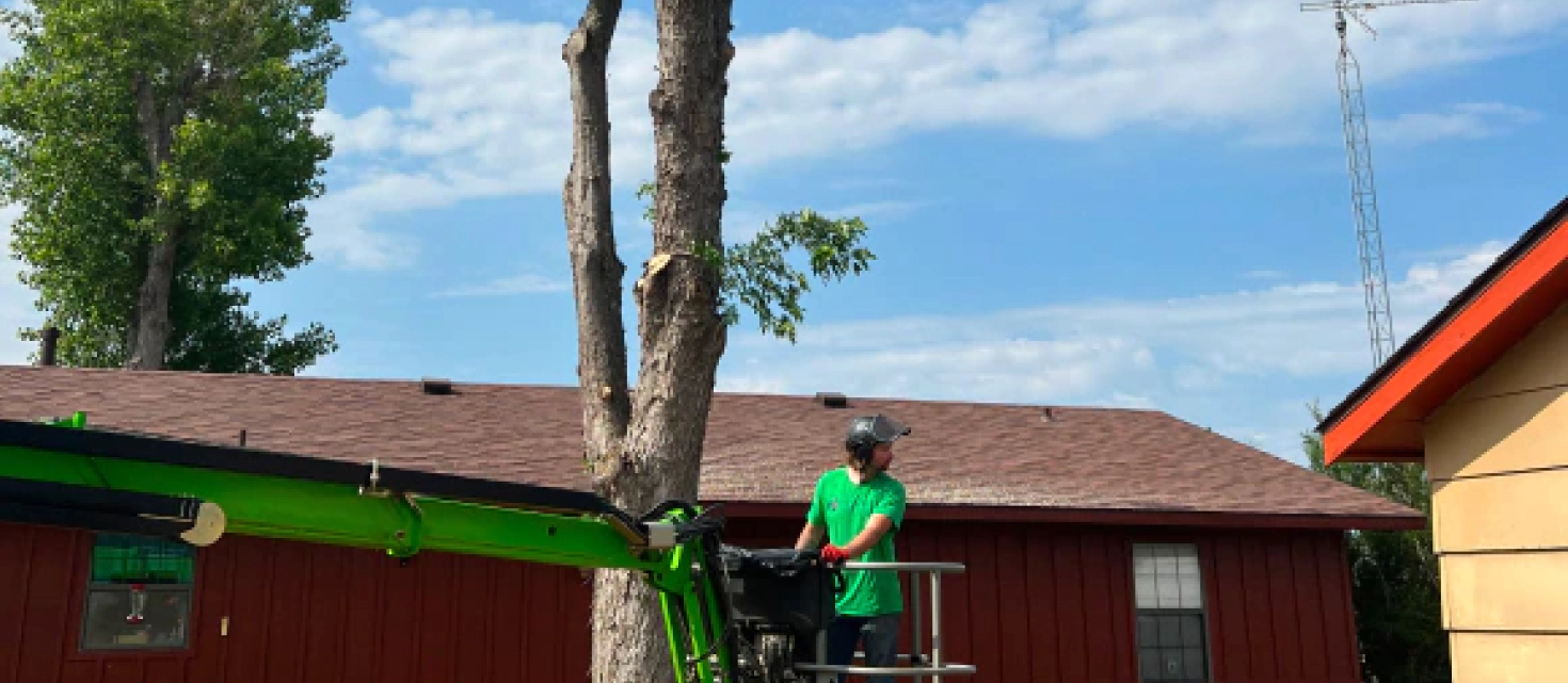 worker during emergency service